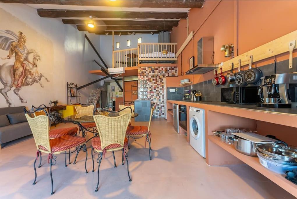 Loft De 150m2 Avec Terrasse Apartment *