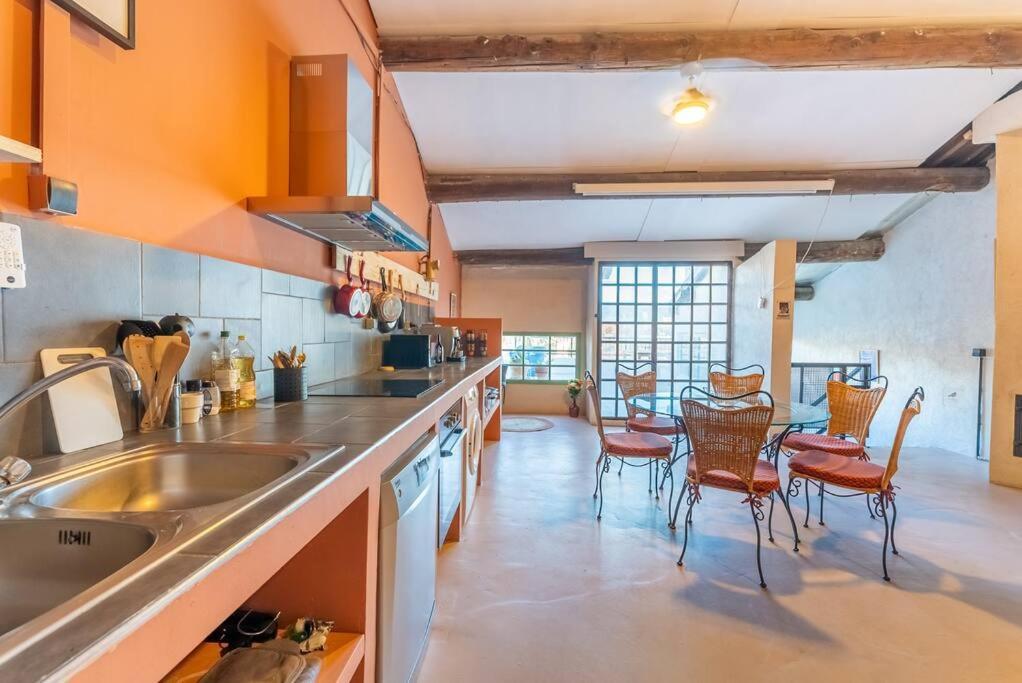 Loft De 150m2 Avec Terrasse *